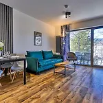 Z Basenem I Saunami Stone Hill Iii Vip Centrum By Royal Aparts 아파트 스클라르스카포렘바