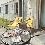 아파트 Z Basenem I Saunami Stone Hill Iii Vip Centrum By Royal Aparts 스클라르스카포렘바