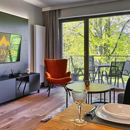 아파트 Z Basenem I Saunami Stone Hill Iii Vip Centrum By Royal Aparts 스클라르스카포렘바