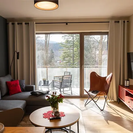 Z Basenem I Saunami Stone Hill Iii Vip Centrum By Royal Aparts *