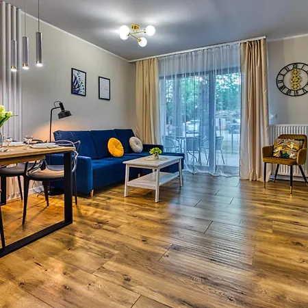 Z Basenem I Saunami Stone Hill Iii Vip Centrum By Royal Aparts