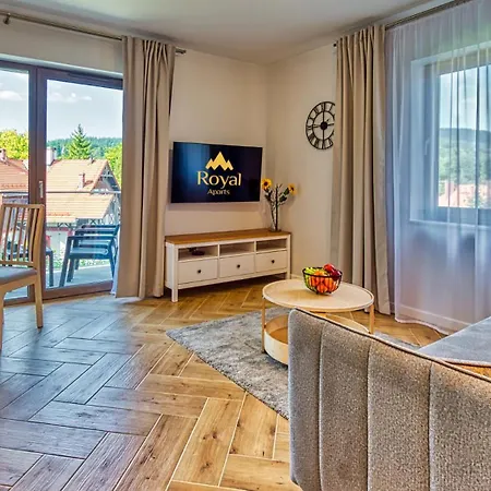 Z Basenem I Saunami Stone Hill Iii Vip Centrum By Royal Aparts דירה שצ'קלארסקה פוראובה