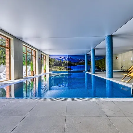 Z Basenem I Saunami Stone Hill Iii Vip Centrum By Royal Aparts דירה *