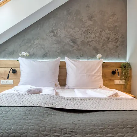 Z Basenem I Saunami Stone Hill Iii Vip Centrum By Royal Aparts Szklarska Poręba