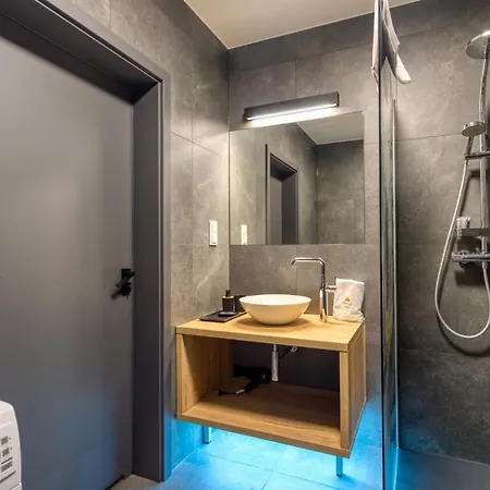 Z Basenem I Saunami Stone Hill Iii Vip Centrum By Royal Aparts Apartman Szklarska Poręba