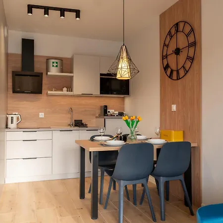 Apartment Z Basenem I Saunami Stone Hill Iii Vip Centrum By Royal Aparts *