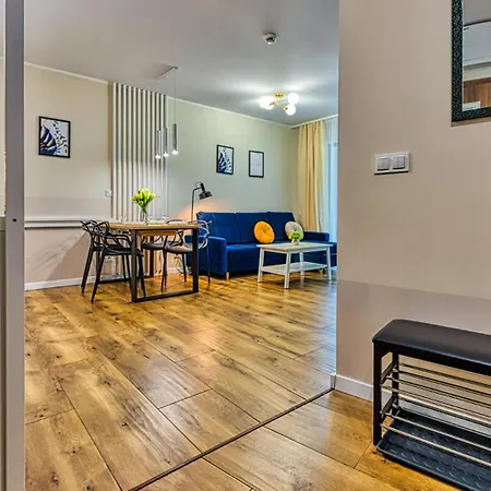 Z Basenem I Saunami Stone Hill Iii Vip Centrum By Royal Aparts Apartman