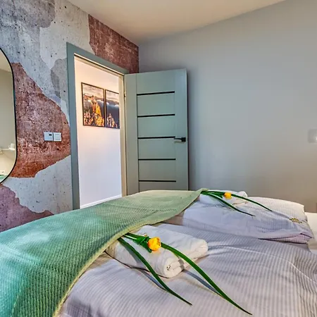 Apartmán Z Basenem I Saunami Stone Hill Iii Vip Centrum By Royal Aparts *