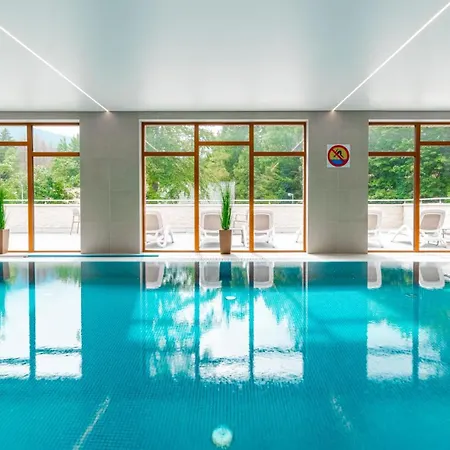 Z Basenem I Saunami Stone Hill Iii Vip Centrum By Royal Aparts Apartman Szklarska Poręba
