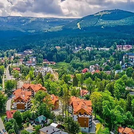 Z Basenem I Saunami Stone Hill Iii Vip Centrum By Royal Aparts Apartament *