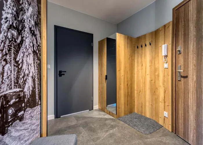 Apartment Z Basenem I Saunami Stone Hill Iii Vip Centrum By Royal Aparts Szklarska Poreba