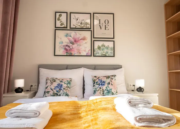 Z Basenem I Saunami Stone Hill Iii Vip Centrum By Royal Aparts Apartament