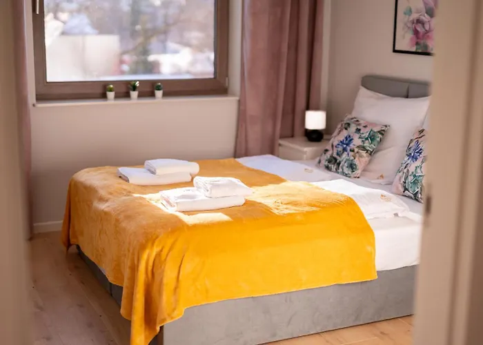 Z Basenem I Saunami Stone Hill Iii Vip Centrum By Royal Aparts Apartament *