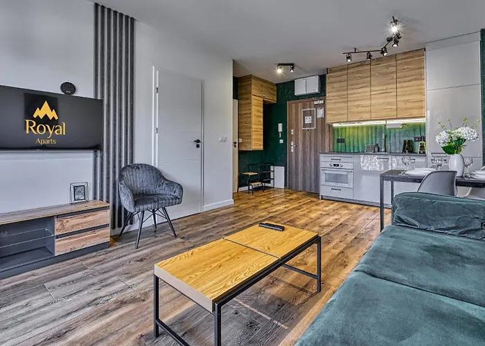 Z Basenem I Saunami Stone Hill Iii Vip Centrum By Royal Aparts Apartament *