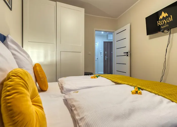 Z Basenem I Saunami Stone Hill Iii Vip Centrum By Royal Aparts Szklarska Poreba