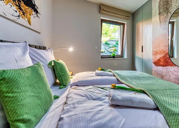 Apartament Z Basenem I Saunami Stone Hill Iii Vip Centrum By Royal Aparts