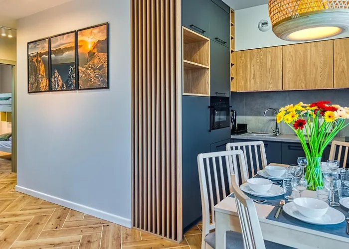 Z Basenem I Saunami Stone Hill Iii Vip Centrum By Royal Aparts Apartament *