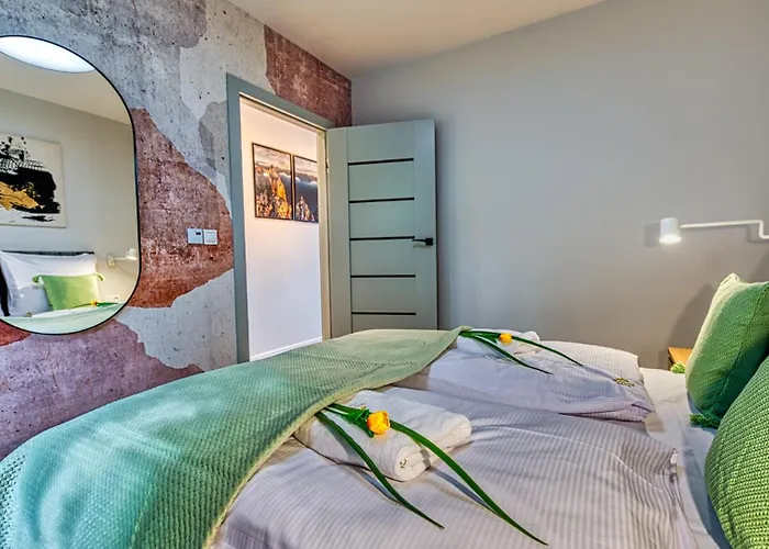 Apartament Z Basenem I Saunami Stone Hill Iii Vip Centrum By Royal Aparts *